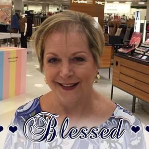 Meet your Posher, Shirley